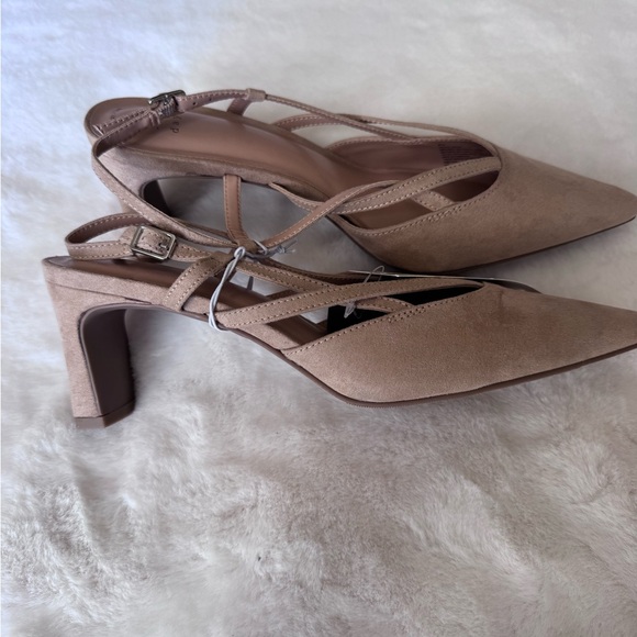 A New Day Women's Beige Strappy Heels Size 8 1/2 - Picture 2 of 6